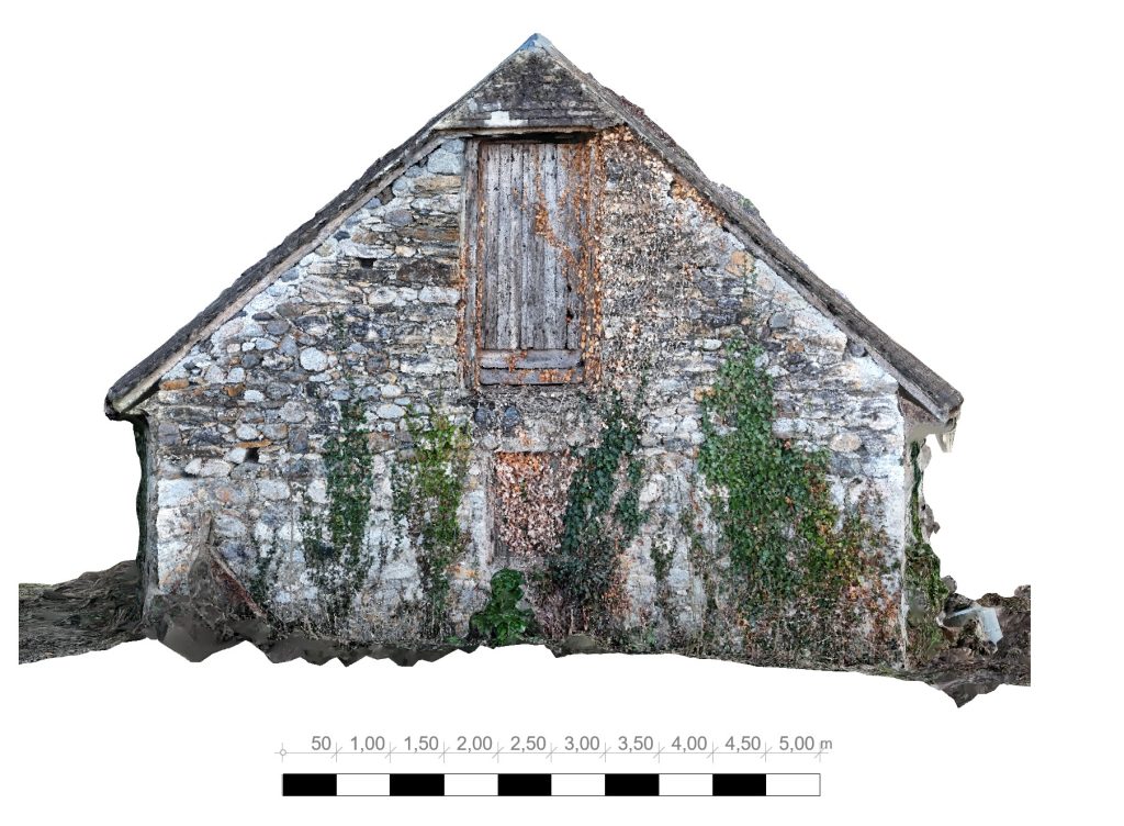 Orthophotographie d'une façade de grange
