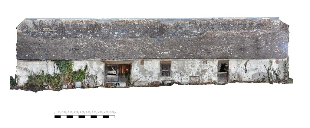 Orthophotographie d'une façade de grange
